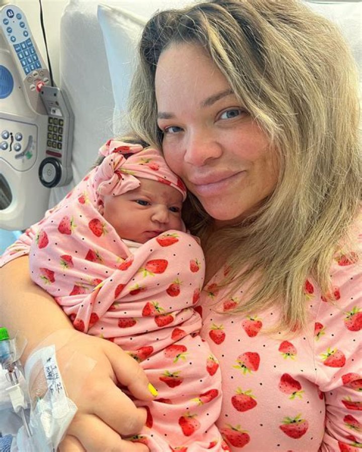 Trisha Paytas Announces Baby Girl, Names Her Malibu Barbie: Photo – Hollywood Life