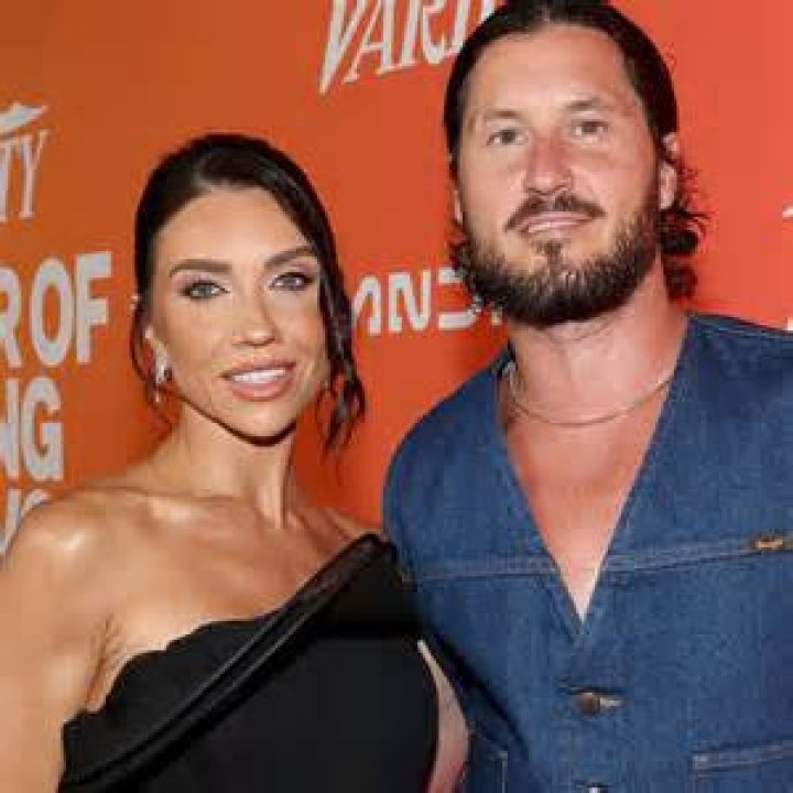Val Chmerkovskiy & Jenna Johnson Dating? The ‘DWTS’ Pair Gets Cozy Off Set – Hollywood Life