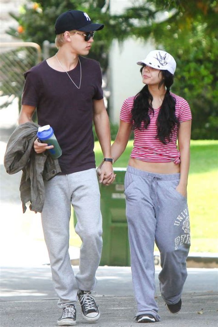 Vanessa Hudgens & Austin Butler: Photos Of The Former Couple