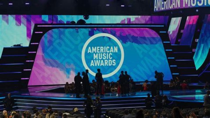 Watch AMAs 2017 Online — Live Stream American Music Awards Show Free – Hollywood Life