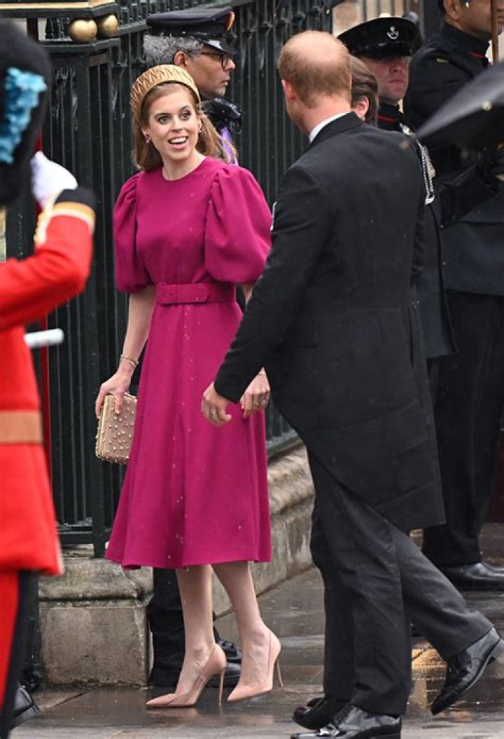 What She Wore For Charles’ Day – Hollywood Life