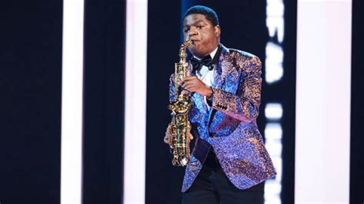 Who Is Avery Dixon? About The ‘AGT’ Saxophone Player Of Season 17 – Hollywood Life