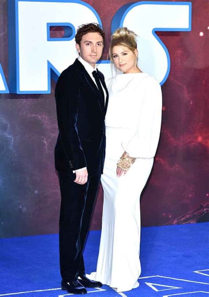 Who Is Daryl Sabara? 5 Facts About Actor & Meghan Trainor’s Husband – Hollywood Life