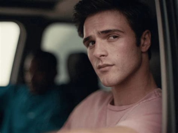 Who Is Jacob Elordi? About The ‘Euphoria’ Actor – Hollywood Life