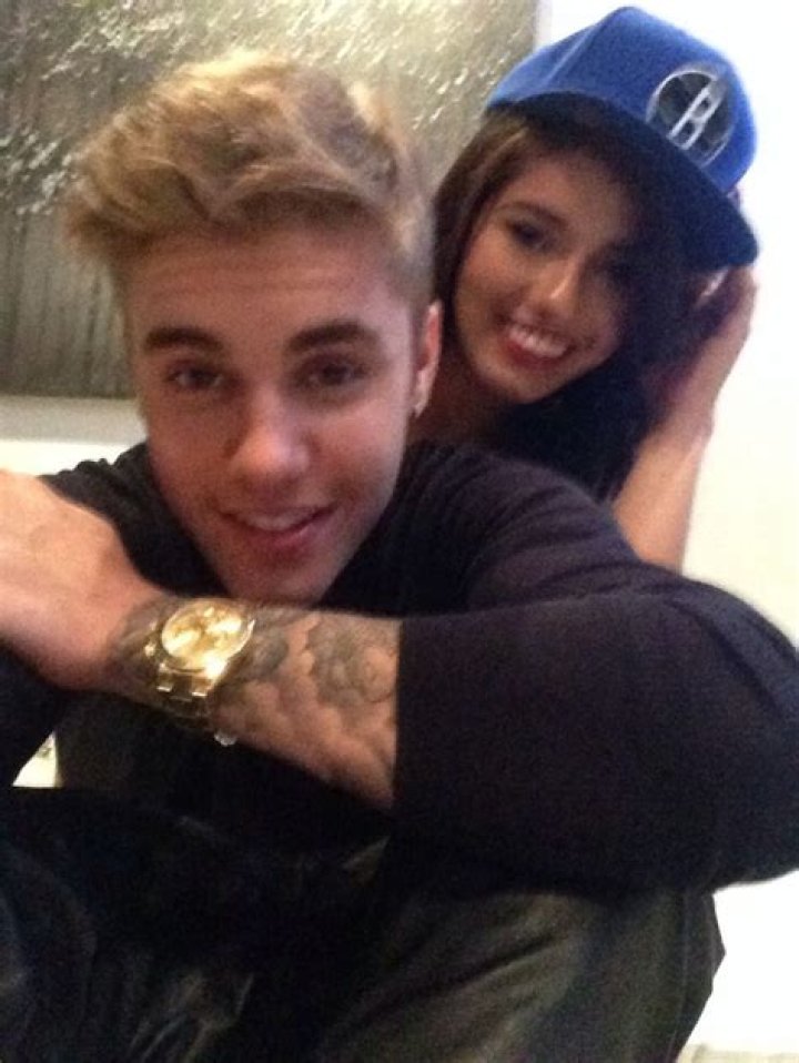 Yovanna Ventura Dissing Justin Bieber With Sexy Instagram Pic In Bed?